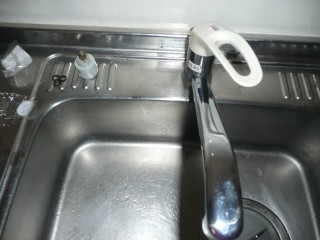 キッチン蛇口の水漏れ修理