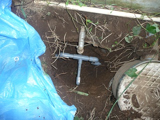 修理した水道管